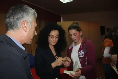 Promovimi i librit Ankthi i nënës — foto 146